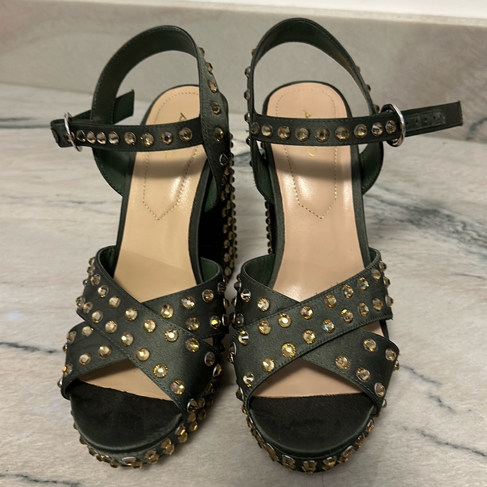 Aldo army green heels